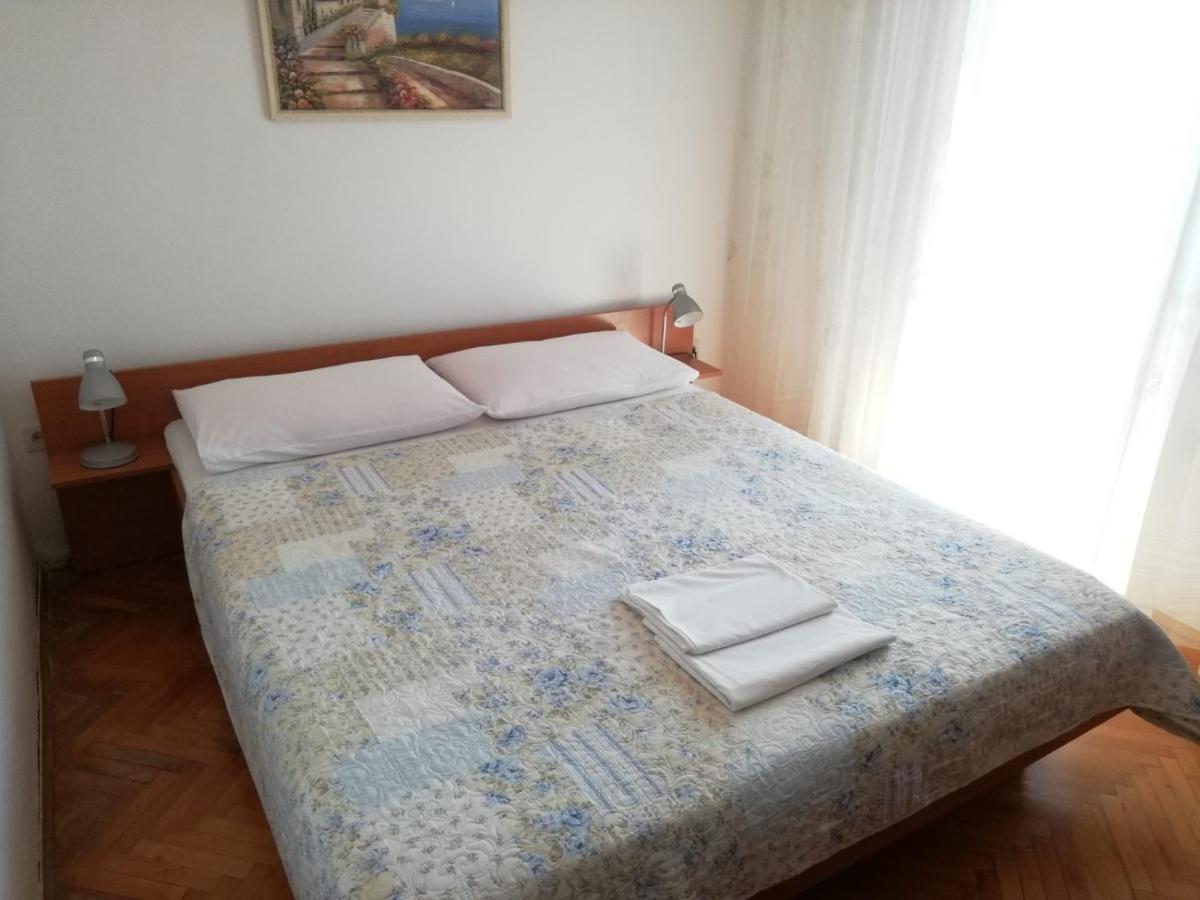 Apartmani Ivona Podgora Exterior photo