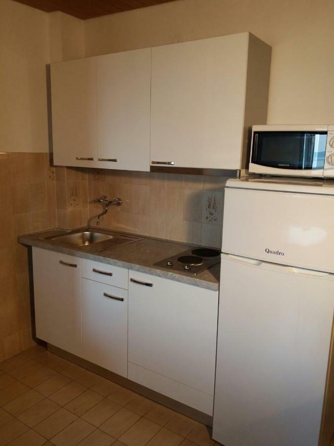 Apartmani Ivona Podgora Exterior photo